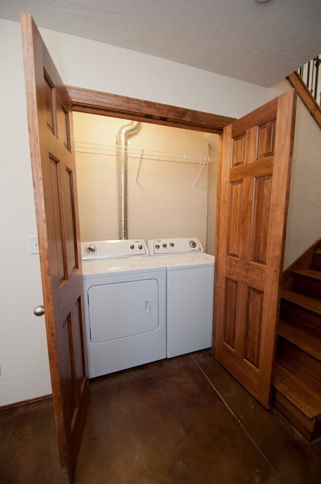 Photo - Union Biscuit Warehouse 111 Unidad UB 111