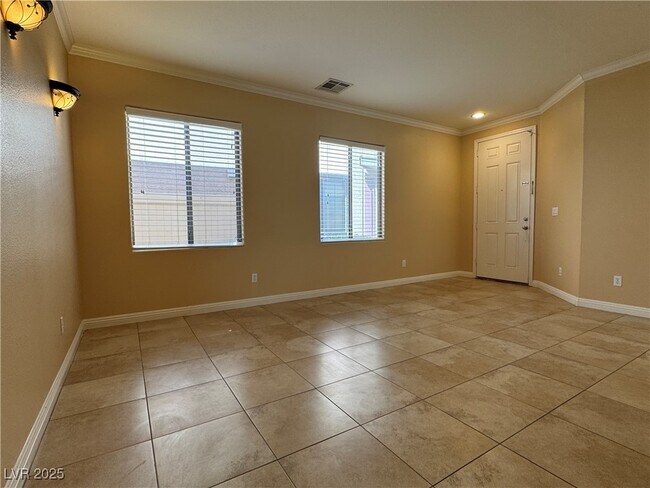 Photo - 5445 N Sun Prairie St