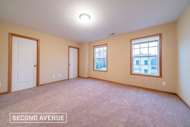 Photo - 409 Station 44 Pl