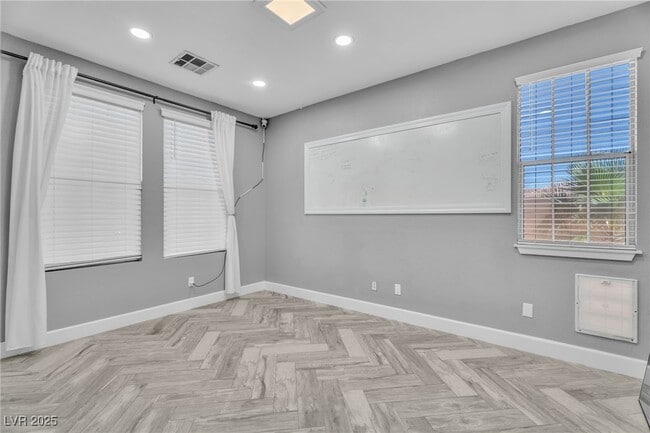 Photo - 9885 Shadycrest Ct