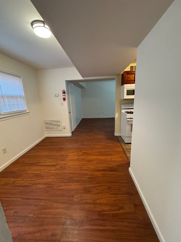 Photo - 5001 North Capitol St NE Unidad 1