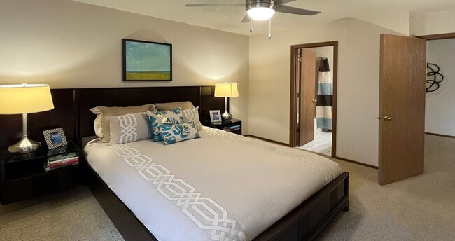 LionsHead Apartments