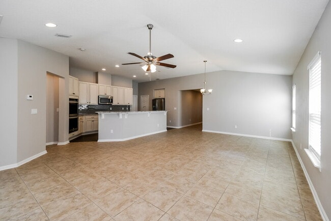 Photo - 76802 Timbercreek Blvd