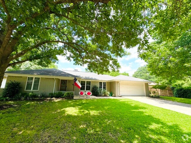 Building Photo - 6721 Belford Dr Rental