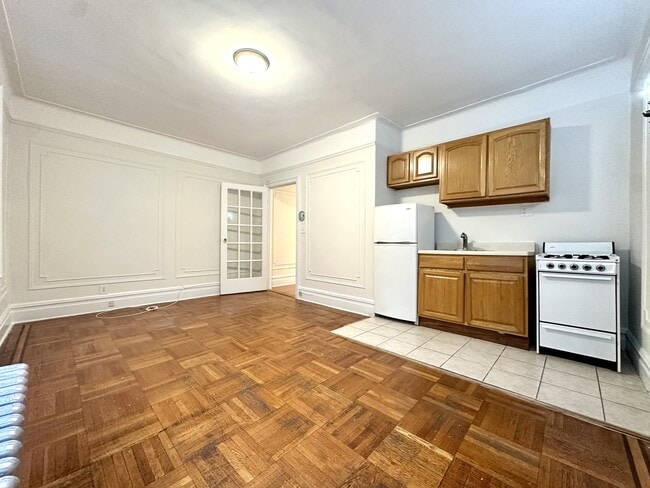 Photo - 15 Magaw Pl Unit 6E