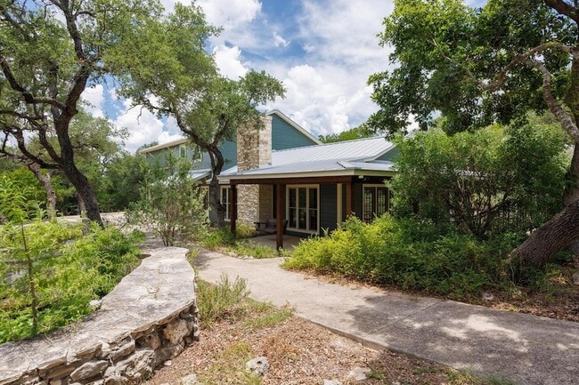 Photo - 1100 Chapparal Dr
