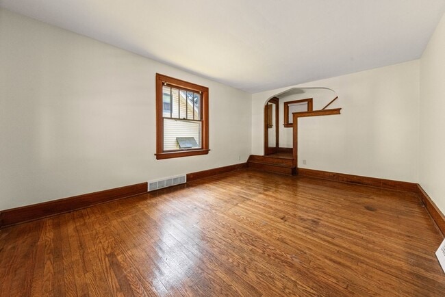 Photo - Classic Goodyear Heights Colonial — Hardwo...