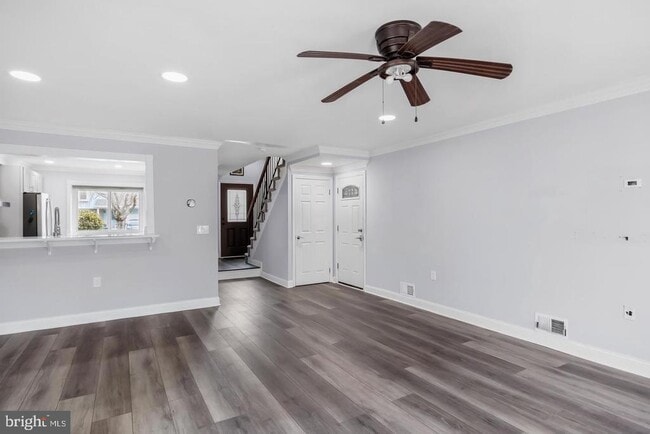 Photo - 17 Winchester Dr