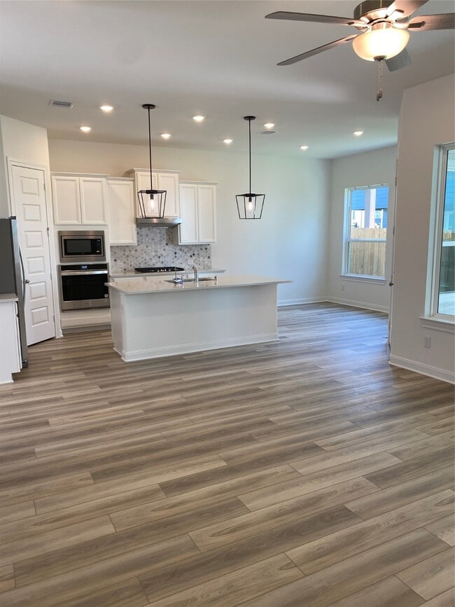 Photo - 2418 Yacht Hbr Dr