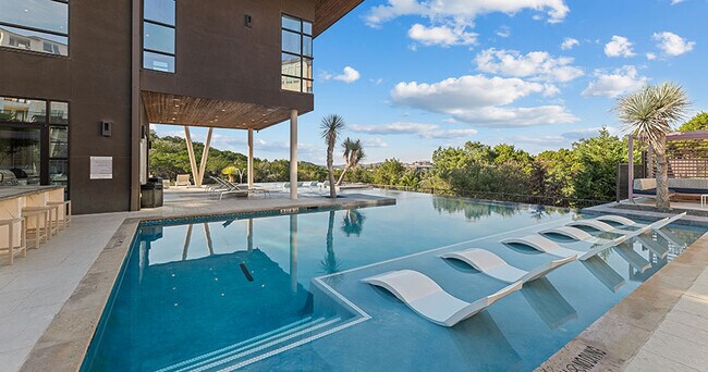 Photo - Ascent Cresta Bella