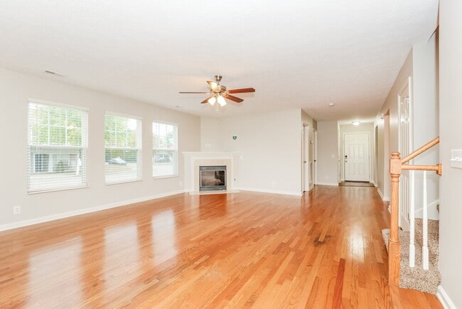 Photo - 179 Sophie Dr