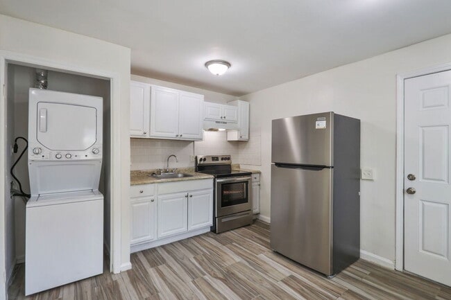 Photo - 619 Oliver St NW Unit A