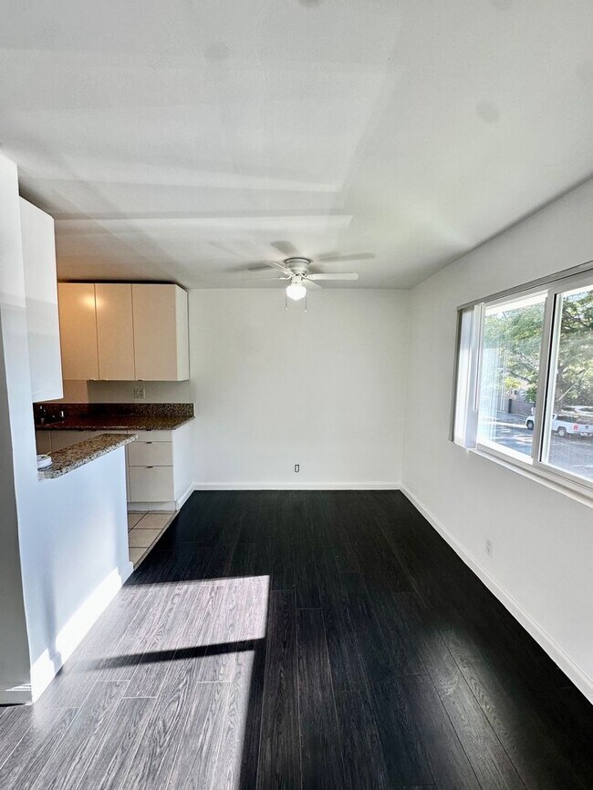 Photo - 3950 Inglewood Blvd