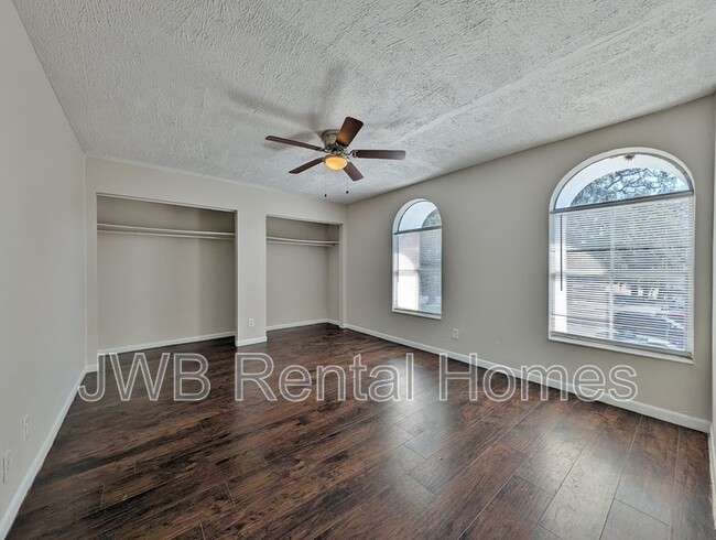 Building Photo - 851 Bert Rd Rental