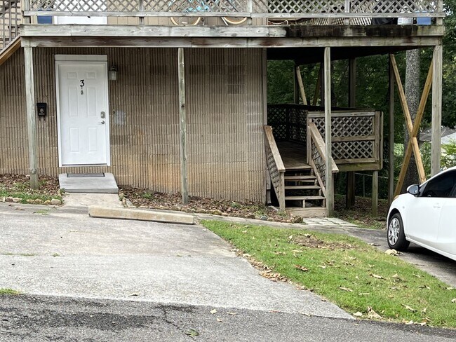 Nivel inferior - 519 E Churchwell Ave