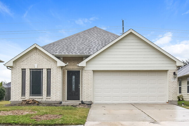 Building Photo - 1830 Edena Dr