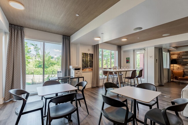 Photo - Union 9Seventy