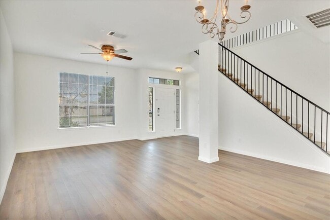 Photo - 1402 Grafton Ln