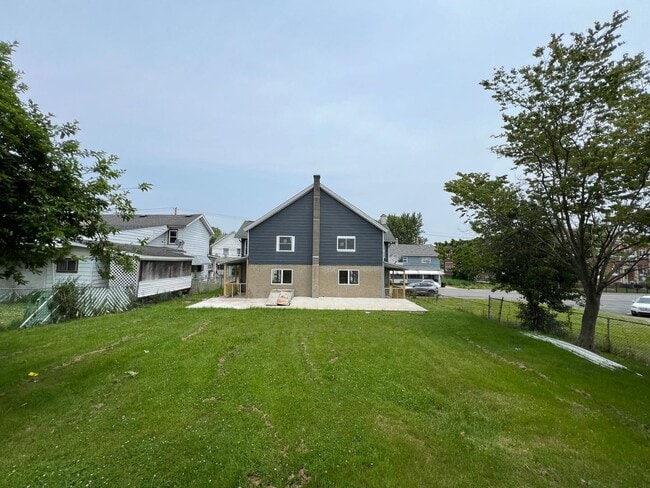 Photo - 1143-1145 Eynon St Unit 1145