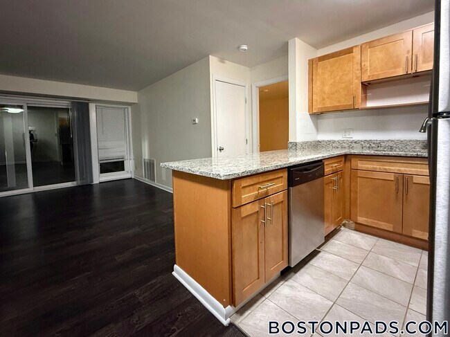 Photo - 16 Westgate Dr Unit 3T