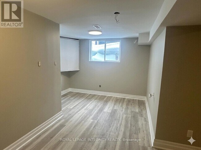 Photo - 1398 Jamison Ave