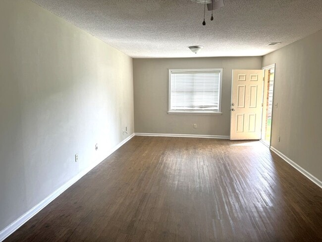 009 Southern Cove