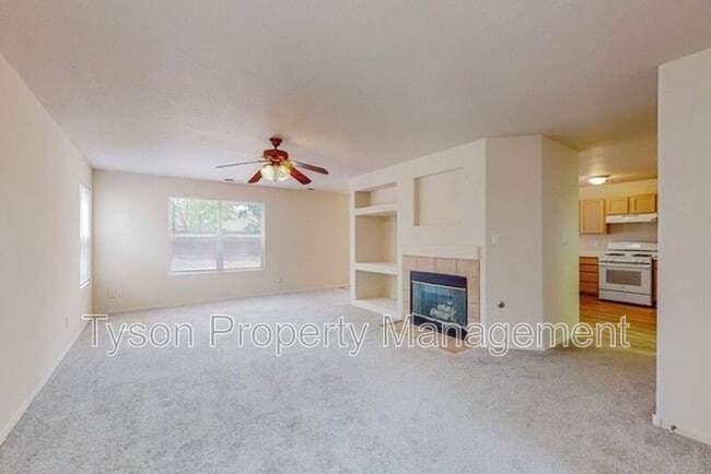 Photo - 6316 Dante Ln NW
