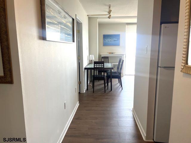 Photo - 4800 Boardwalk Unit 1806