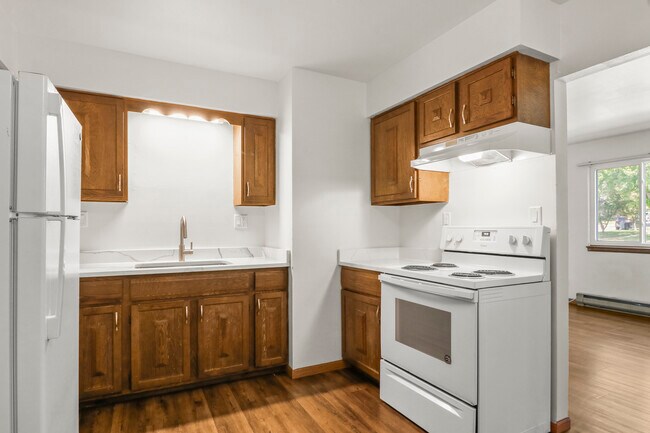 623 Vine St, Wisconsin Dells, WI 53965