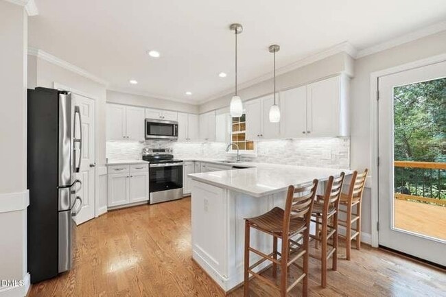 Photo - 112 Waterfall Ct