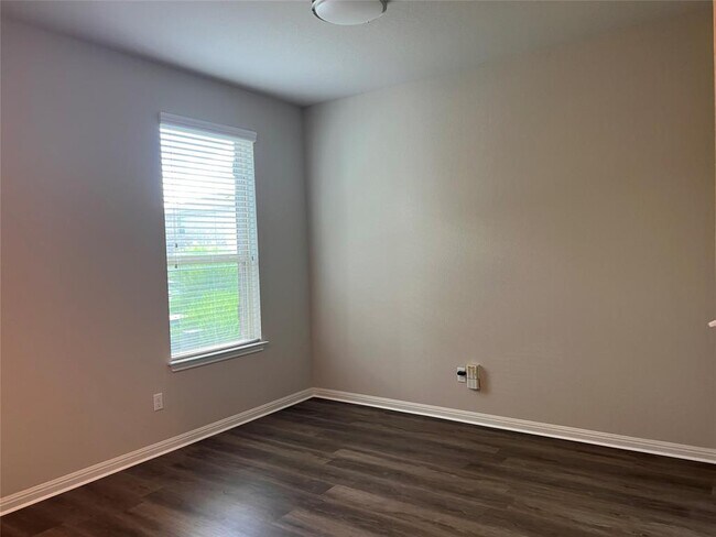 Photo - 1513 Carlene Pruett St