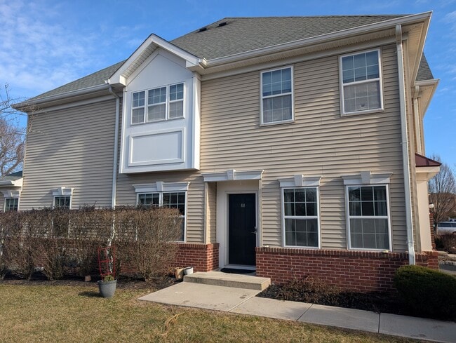 Building Photo - 60 Andrews Way