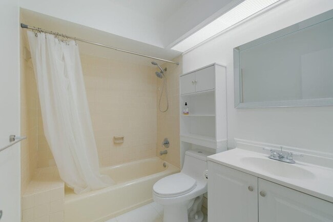 Photo - 6090 Aloma Ln