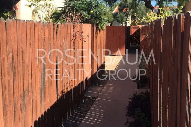 Photo - 2625 N Alvernon Way Unit c4