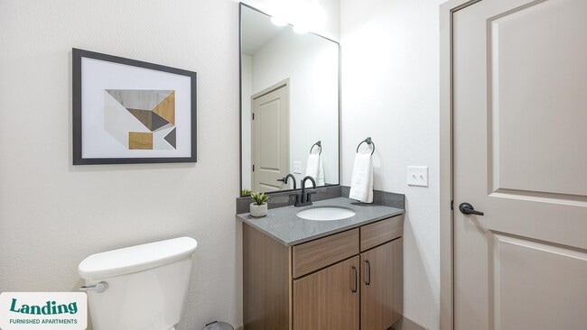 Photo - 300 E Fremont Pl Unidad 2-301