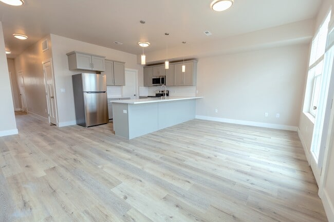 Photo - Pomona Park Townhomes