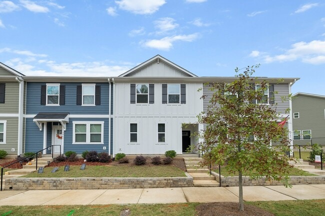 Photo - 3063 Spline Cir