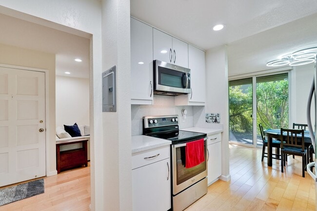 Photo - 505 Cypress Point Dr