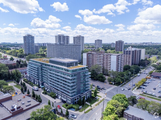 Aerial - Rosslyn Residence