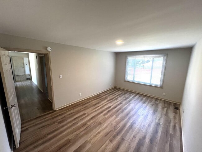 Building Photo - 307 Buckingham Pl Rental