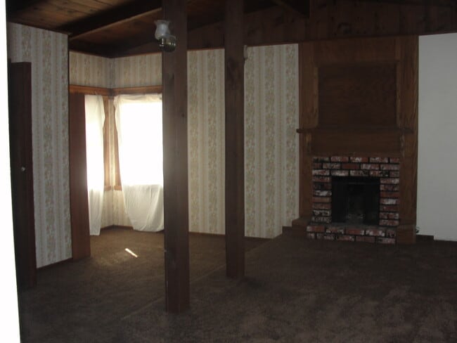 Photo - Large Country Home