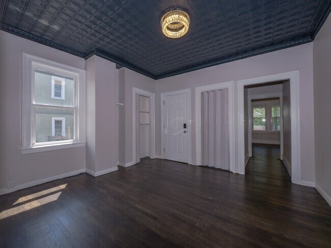 Photo - 45 Robinson Ave Unit 2