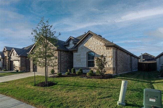 Photo - 1017 Lake Cypress Ln