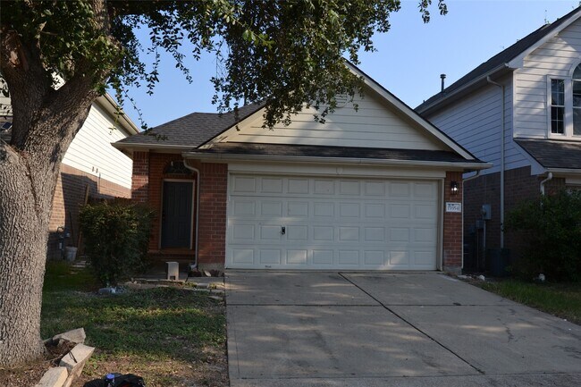 Building Photo - 19354 Caledonia Dr Rental