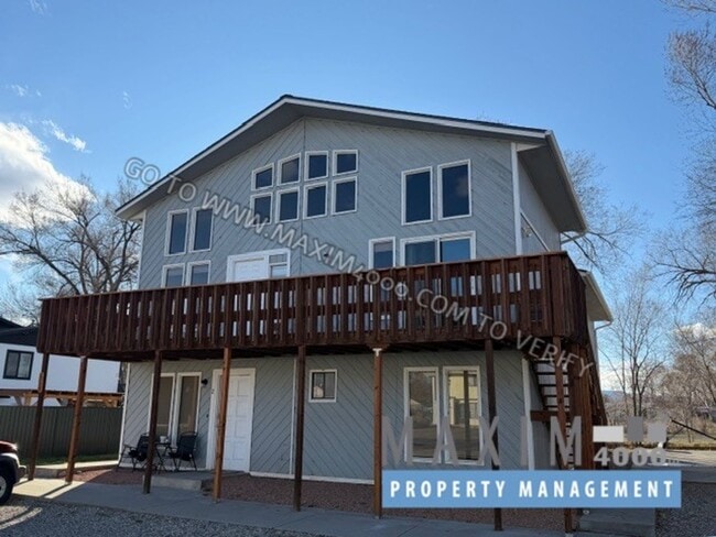 Building Photo - 559 N Sparn St Unit 1