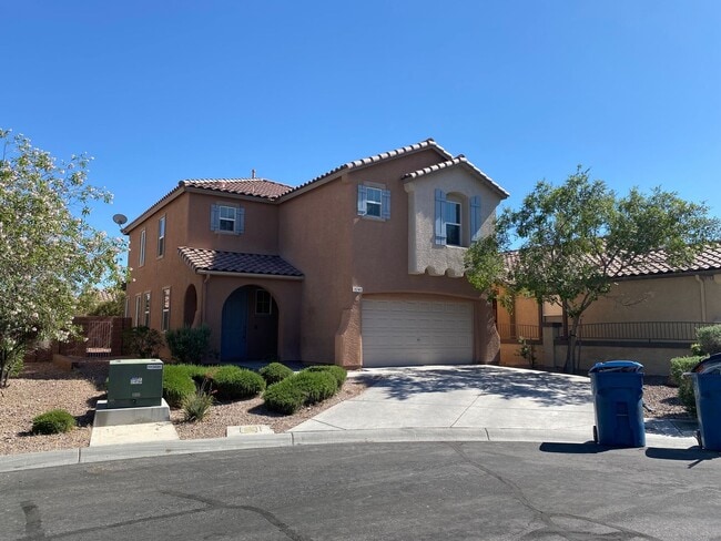 Building Photo - Great Two Story 4 Bed, 3 Bath Home in Summerlin