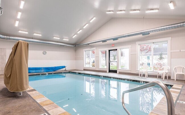 Escena Apartments