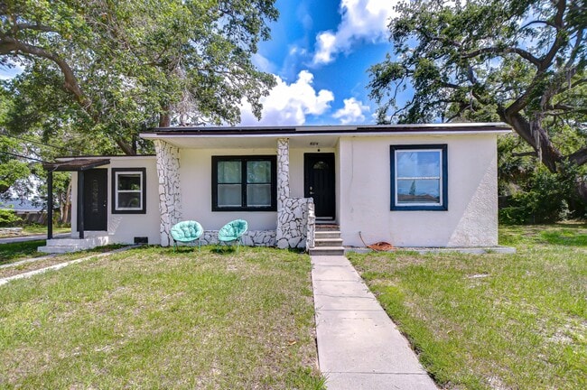 Photo - 5325 8th Ave S