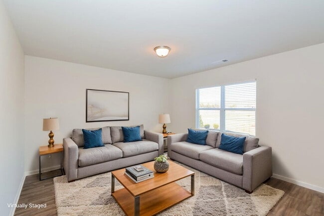 Photo - 545 Samuel Lee Ln