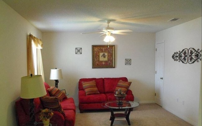 Livingroom - 10150 cove Ave